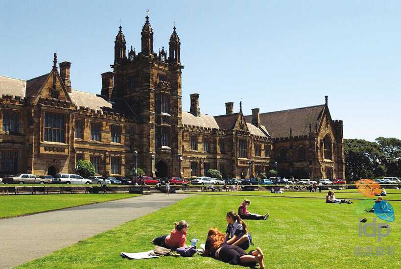 毕业多年后，怎么查询学籍档案在哪儿？