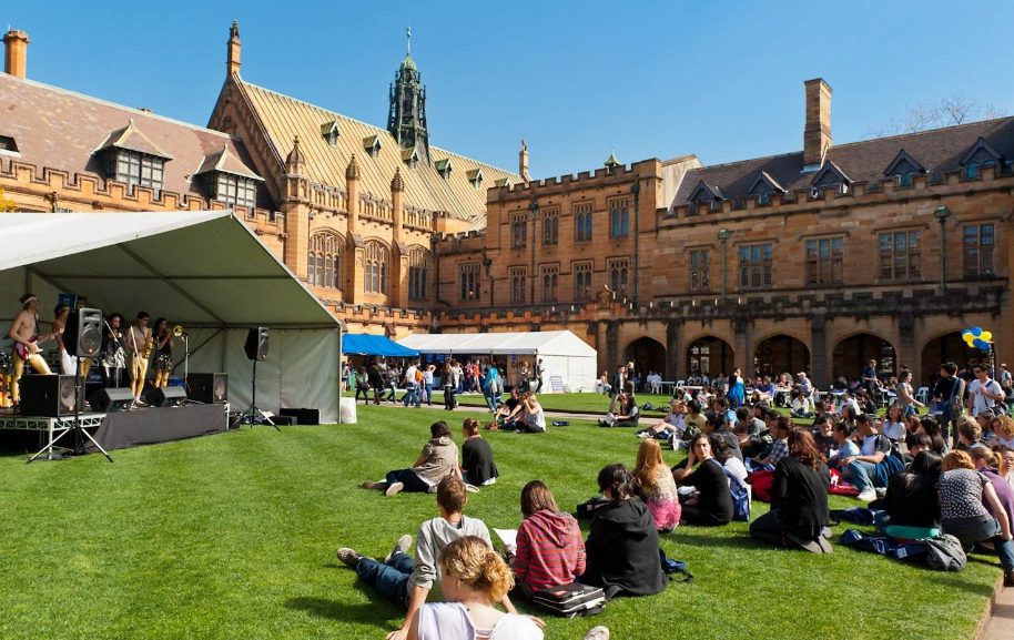 亲兄弟赴美留学：哥哥成中国核能之父，弟弟却成美国战机功勋